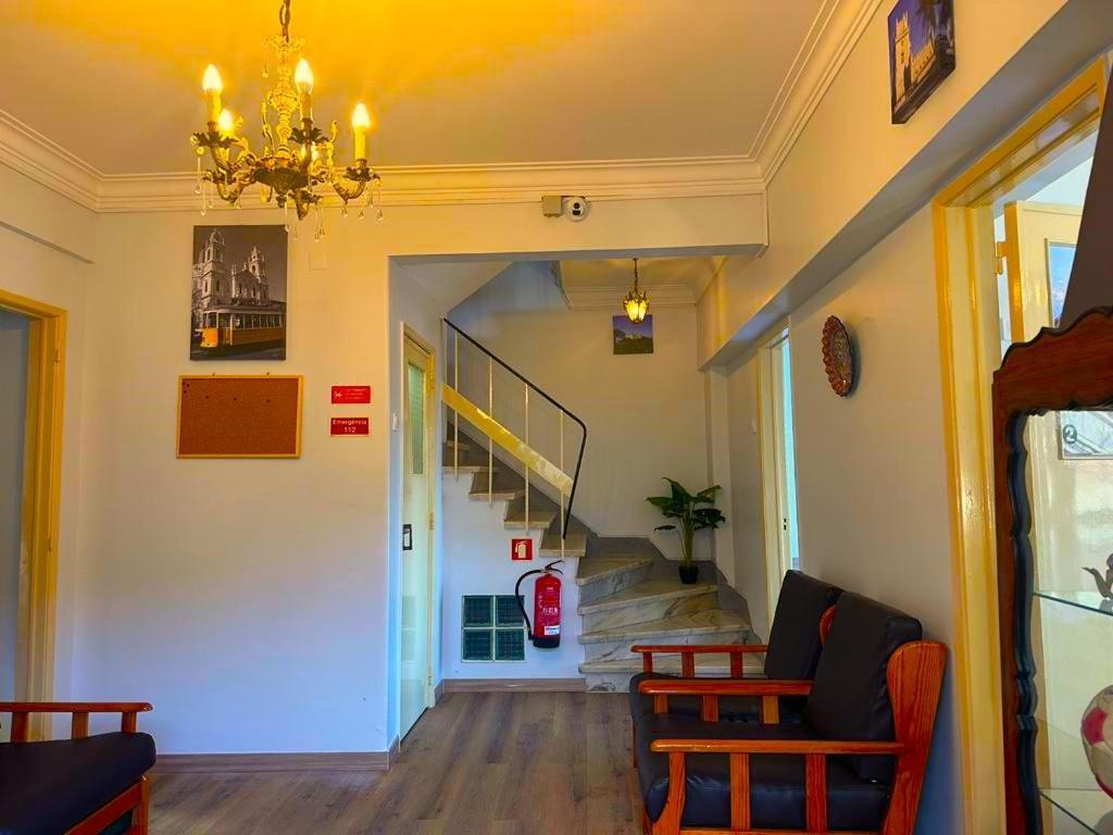 Lisabonna Guest House Amadora Ngoại thất bức ảnh