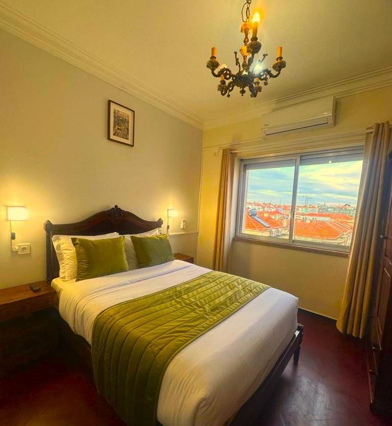 Lisabonna Guest House Amadora Ngoại thất bức ảnh