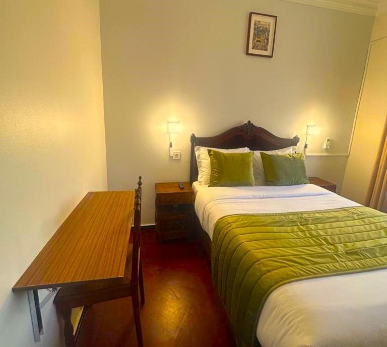 Lisabonna Guest House Amadora Ngoại thất bức ảnh