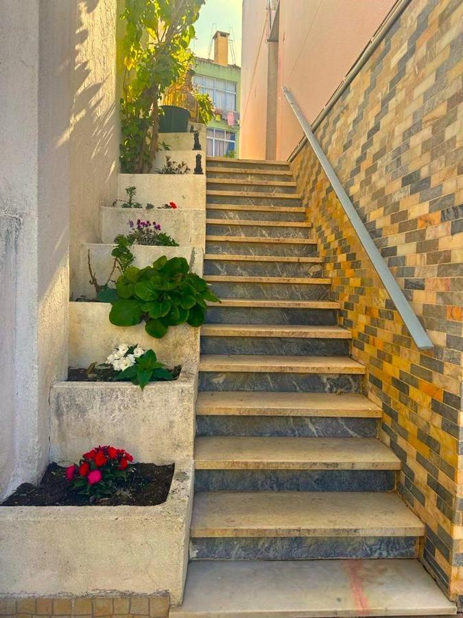 Lisabonna Guest House Amadora Ngoại thất bức ảnh