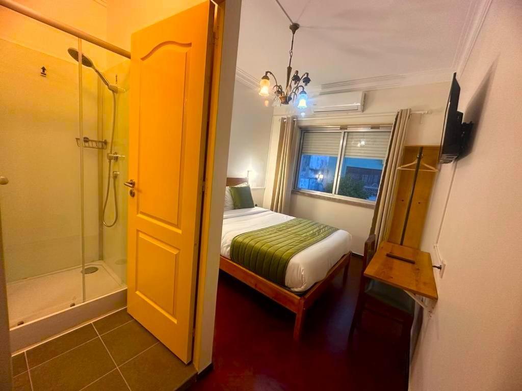 Lisabonna Guest House Amadora Ngoại thất bức ảnh