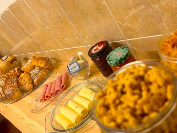 Lisabonna Guest House Amadora Ngoại thất bức ảnh