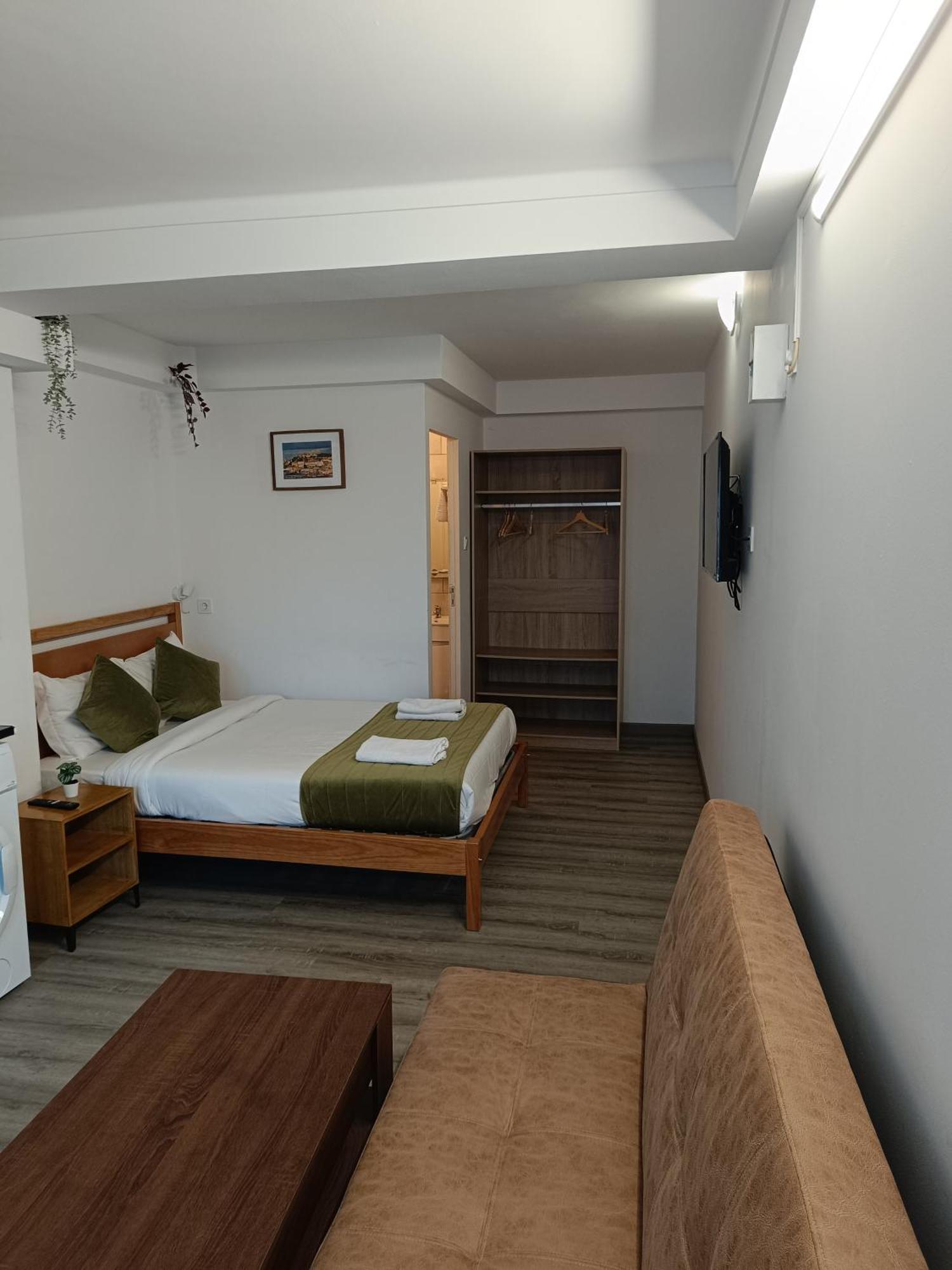 Lisabonna Guest House Amadora Ngoại thất bức ảnh